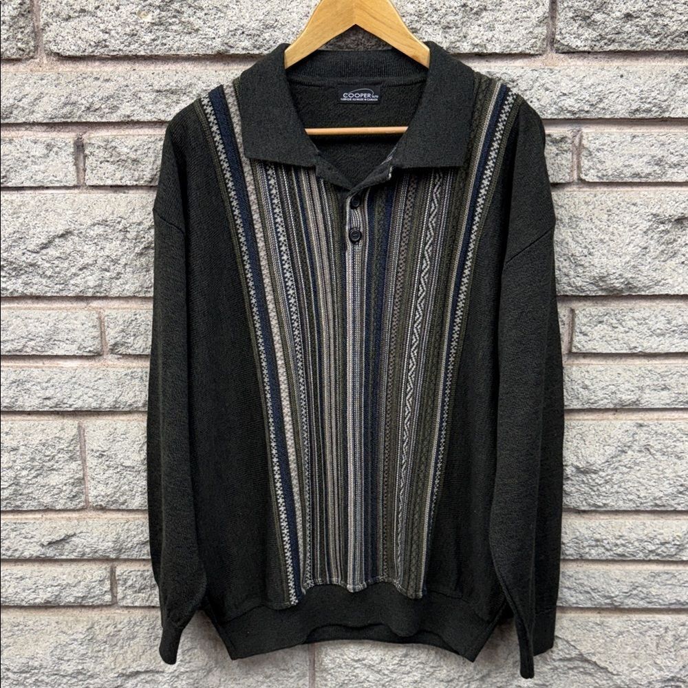 Vintage Classic Dark Green Sweater with Striped Detail